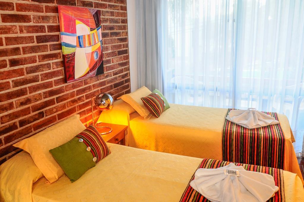 Hotel Costa Azul Cassaffousth Exterior foto